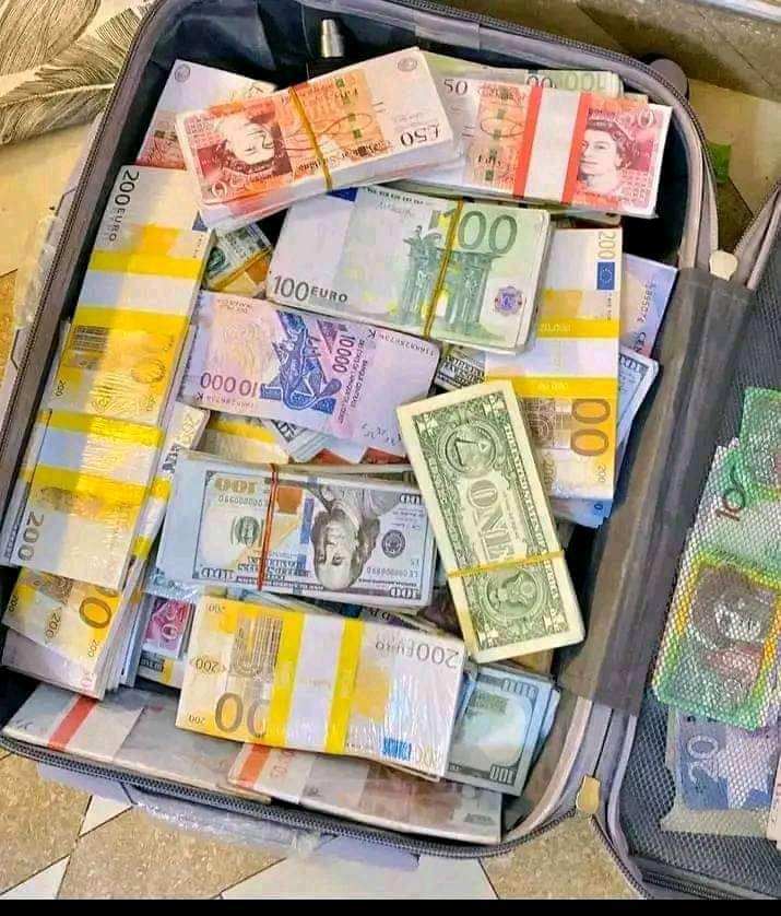 La valise magnetique du grand maitre marabout africain papa akoussi